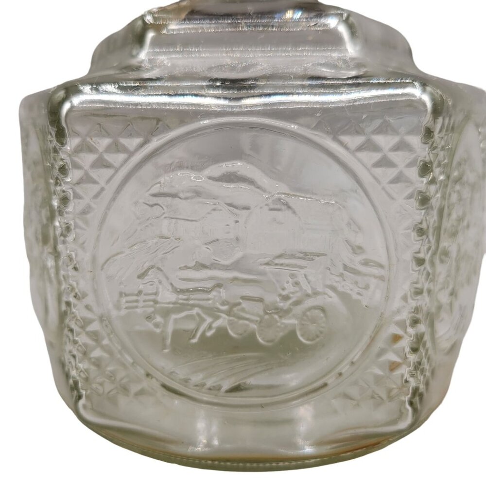 Lamplight Farms Oil Lamp Clear Glass Horse Drawn Carriage Brass Fittings No Wick - Picture 3 of 11